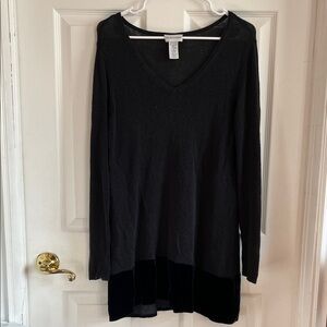 Soft Surroundings Elegant Black V-Neck Women's Top